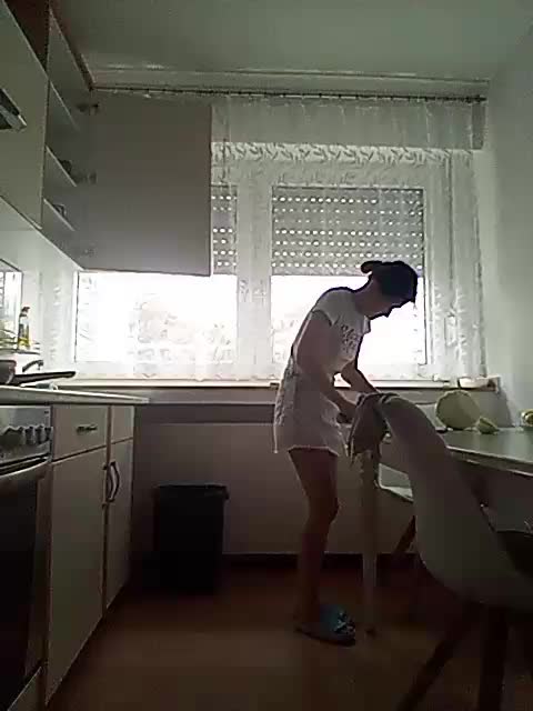 __COVID-19__ Cam Model Chat October 8, 2025