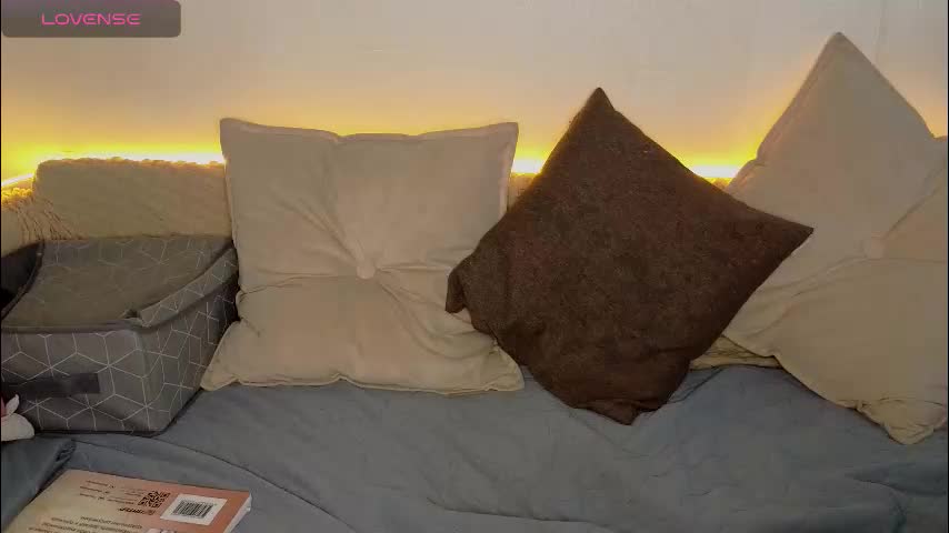 emilytrays Cam Model Chat October 8, 2025