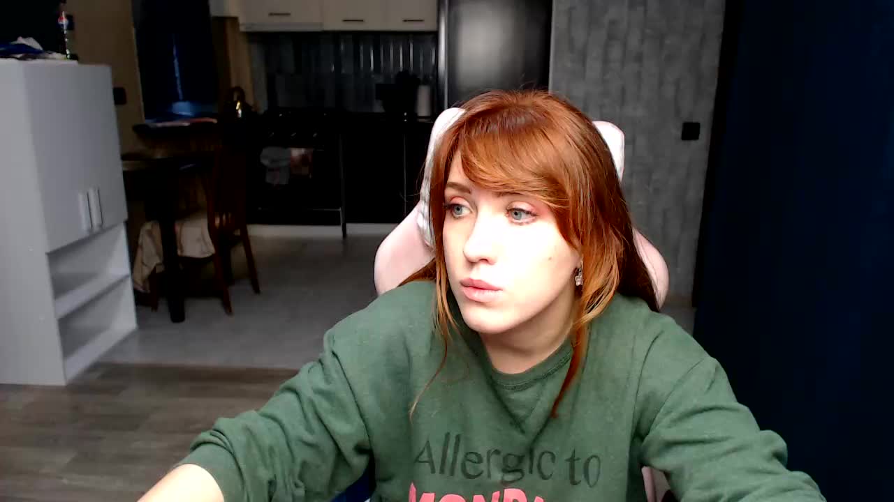 Regimasmile Cam Model Chat October 8, 2025