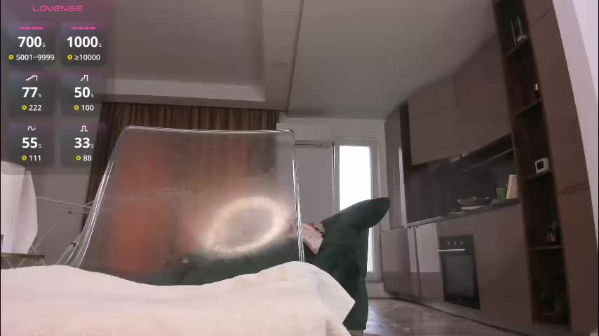 jeniffer_100 Cam Model Chat October 8, 2025
