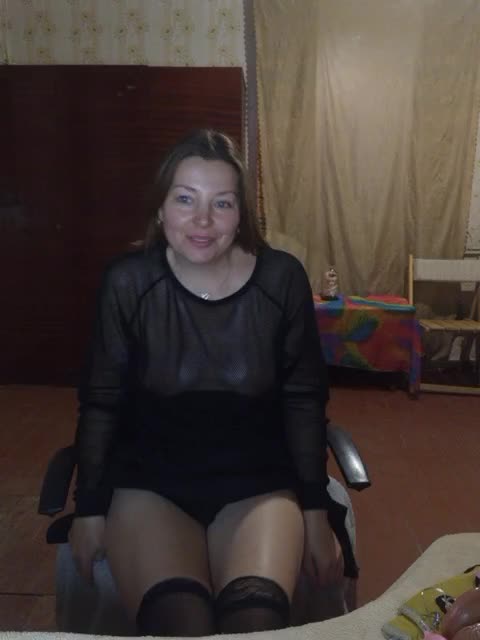 VselenaSun402 Cam Model Chat October 8, 2025