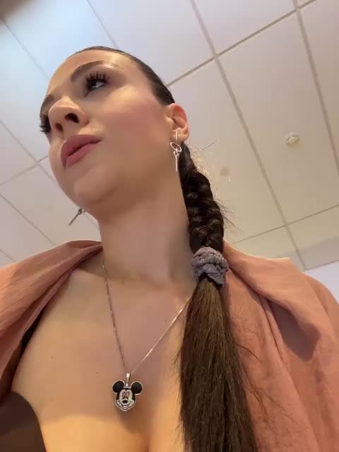 _Meggi_ Cam Model Chat October 8, 2025