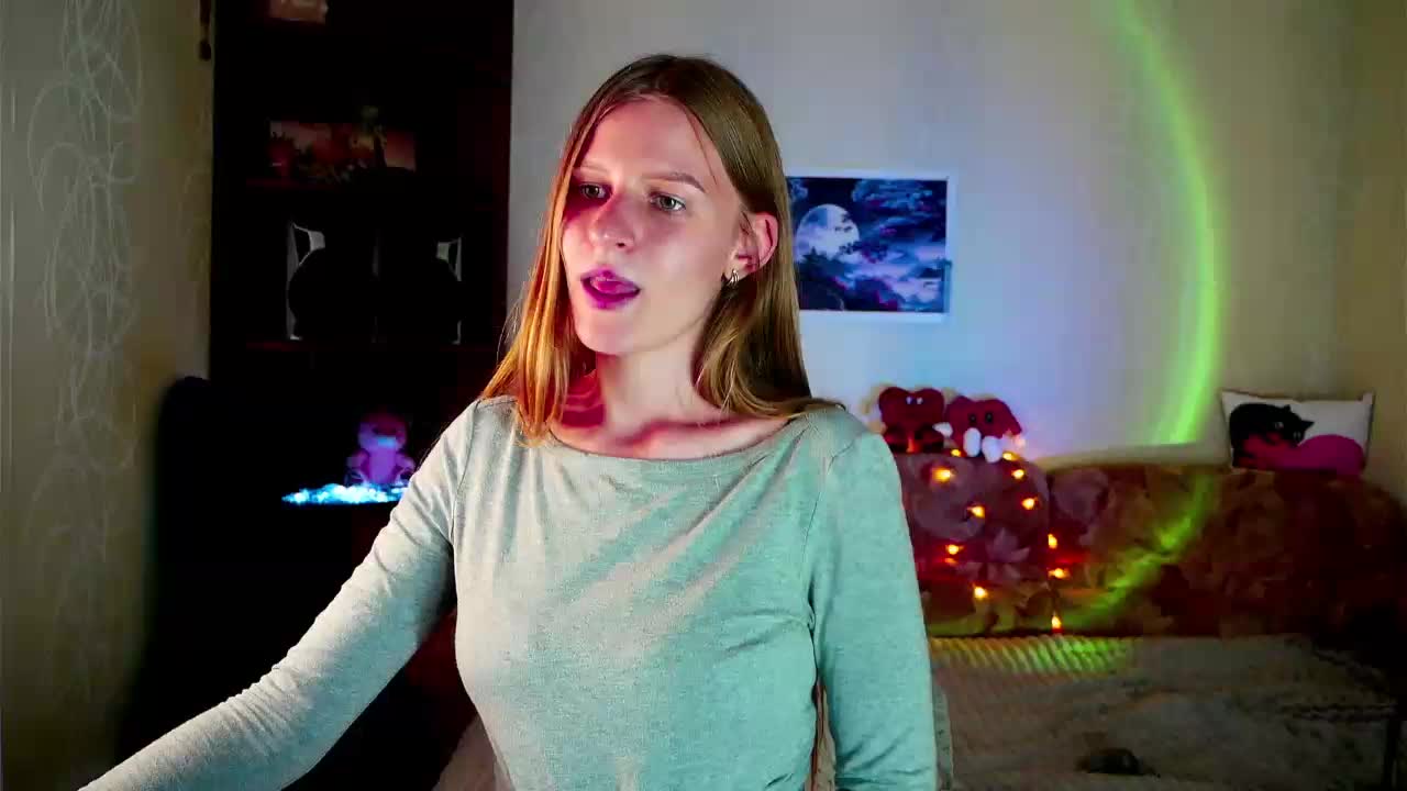 LunaEvan Cam Model Chat October 8, 2025