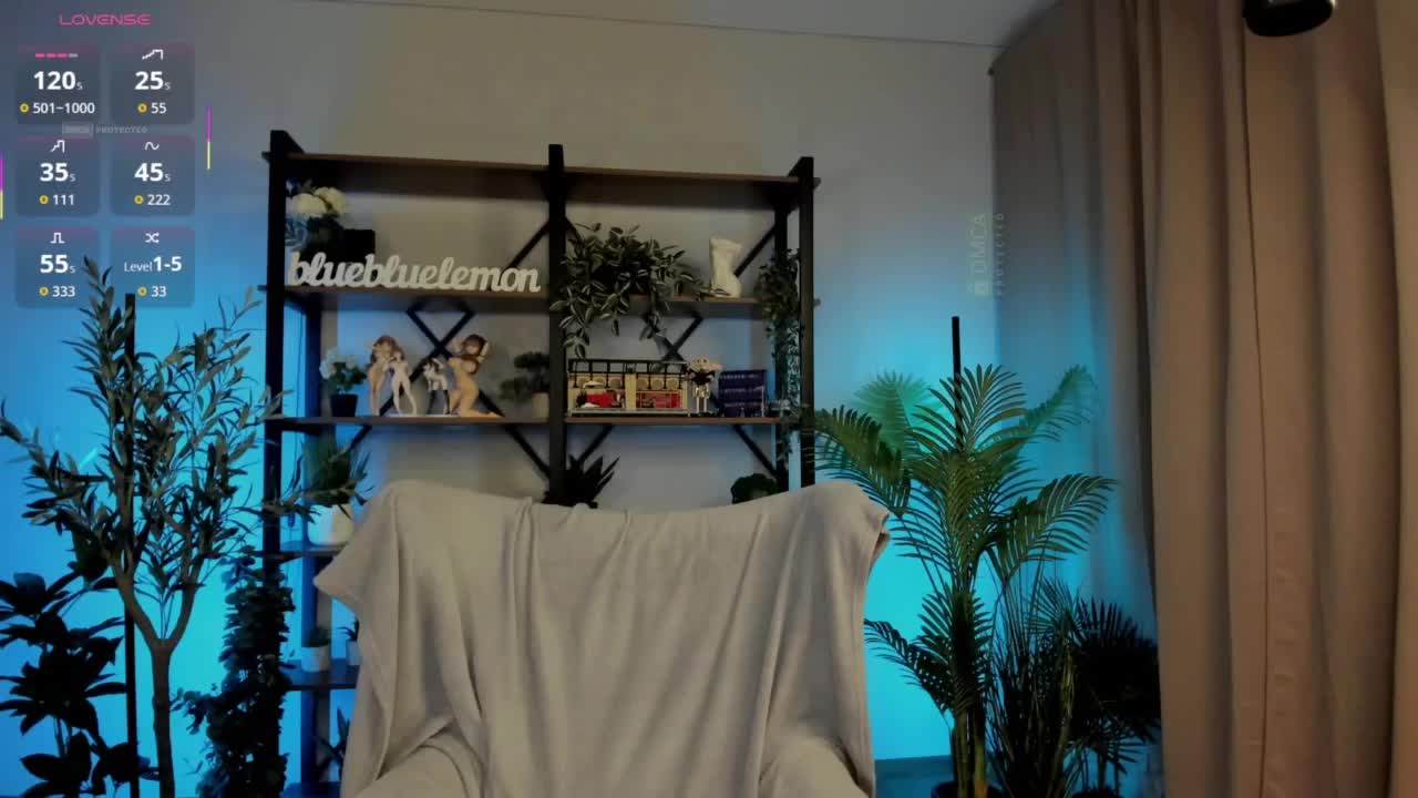 Careful_i_Bite Cam Model Chat October 8, 2025