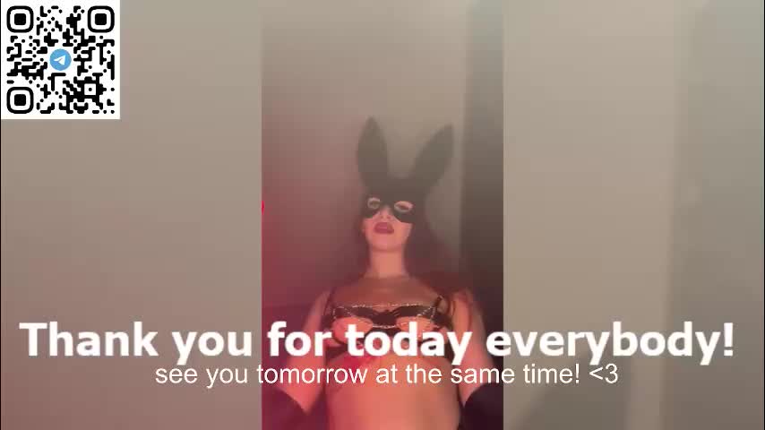 cherry_pie_88 Cam Model Chat October 8, 2025