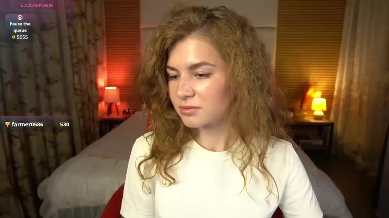 YoursGirlAlice Cam Model Chat October 8, 2025