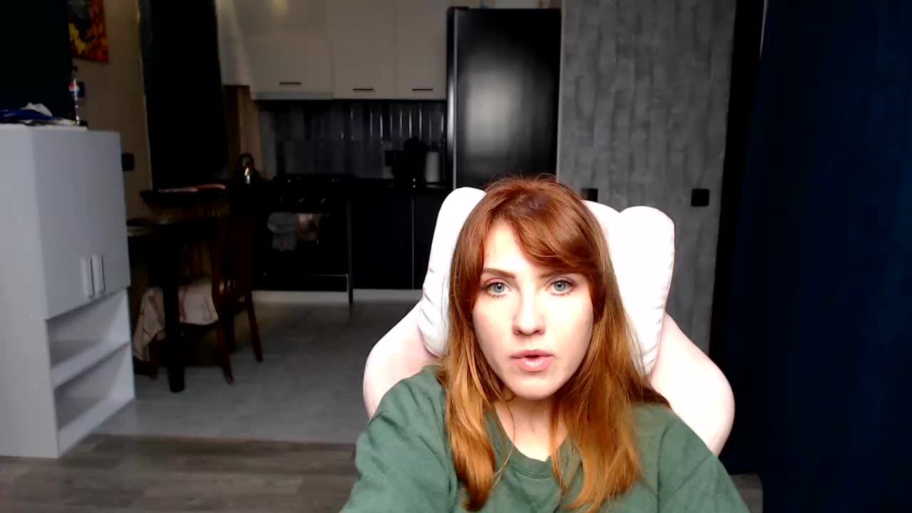 Regimasmile Cam Model Chat October 8, 2025