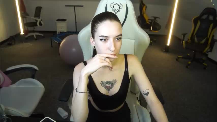 sheryl_elegance Cam Model Chat October 8, 2025