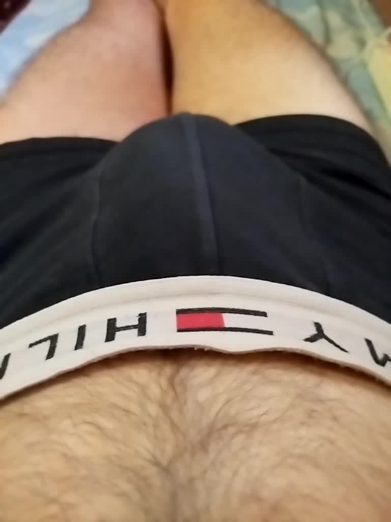 Mickey_17 Cam Model Chat October 8, 2025