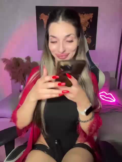 MILENA_VAGINOVNA Cam Model Chat October 8, 2025