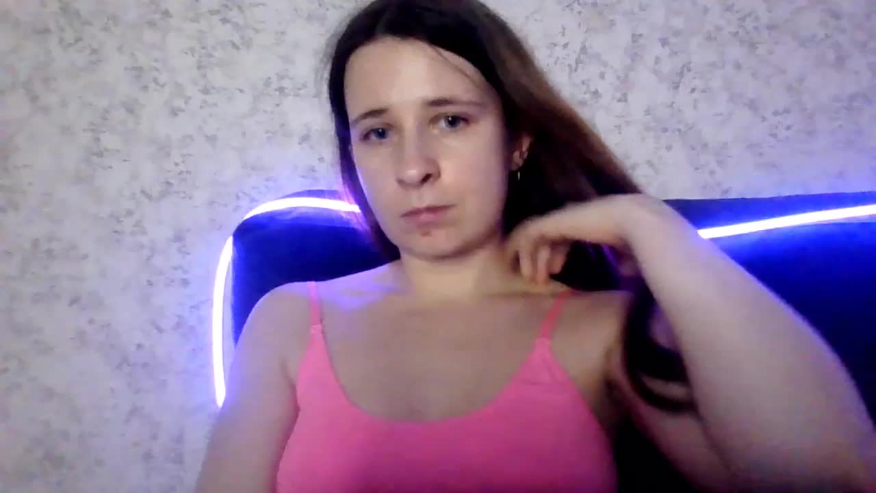 Lynn Cam Model Chat October 8, 2025