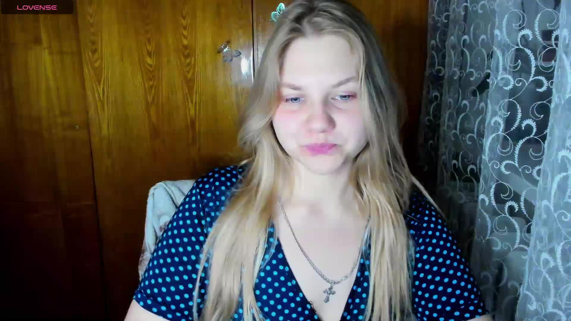 Emma-Frizea Cam Model Chat October 8, 2025