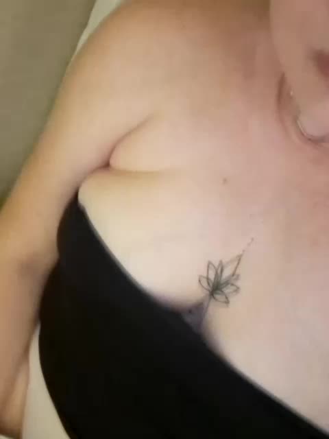 Enni1 Cam Model Chat October 8, 2025