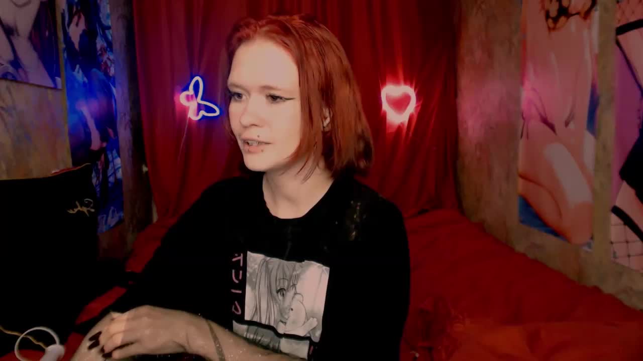 Velvet-and-Venom Cam Model Chat October 8, 2025