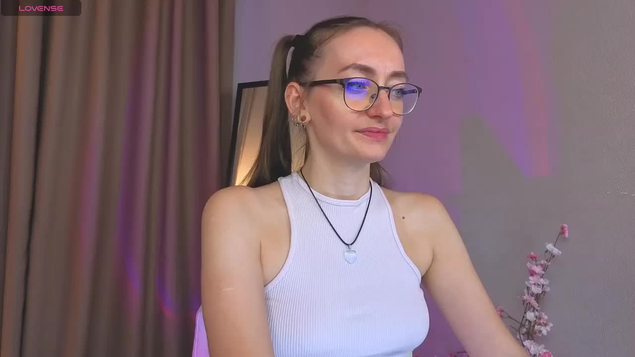 ShiroHeby Cam Model Chat October 8, 2025