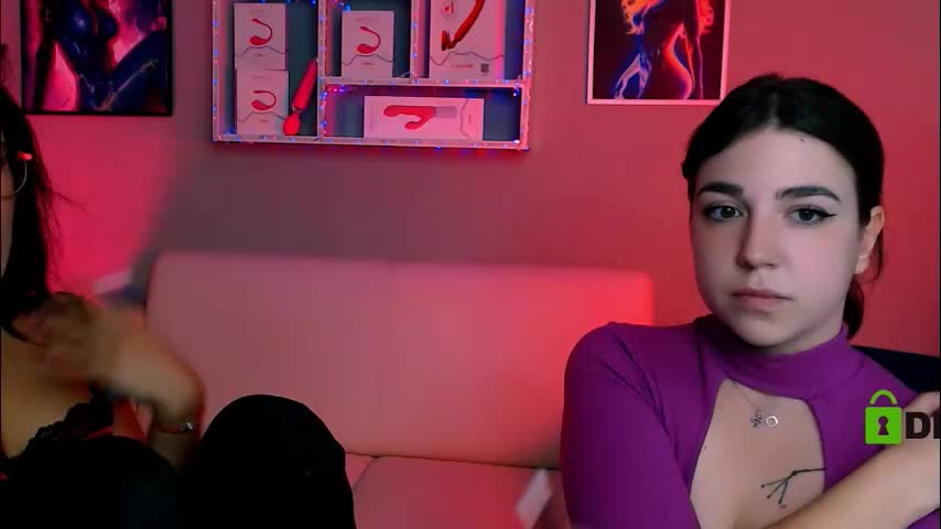 justcamila_ Cam Model Chat October 8, 2025