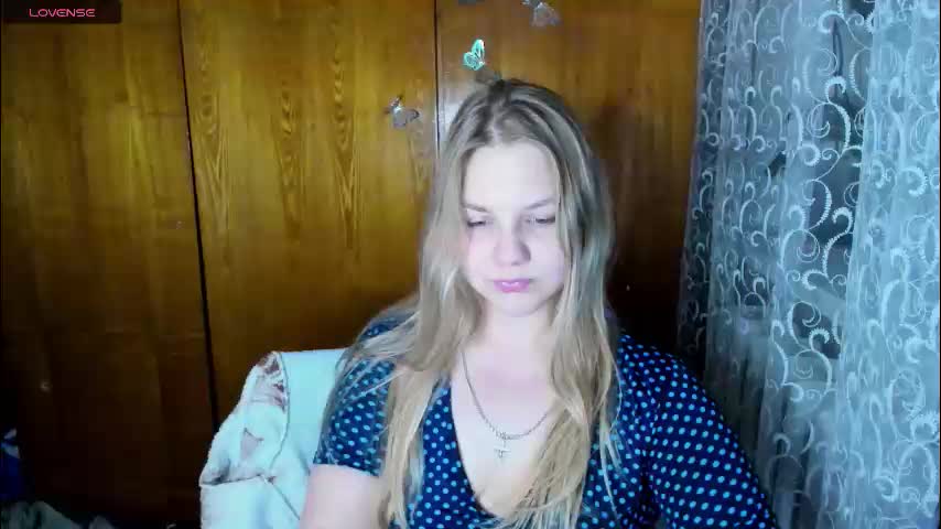 emmafrizea Cam Model Chat October 8, 2025