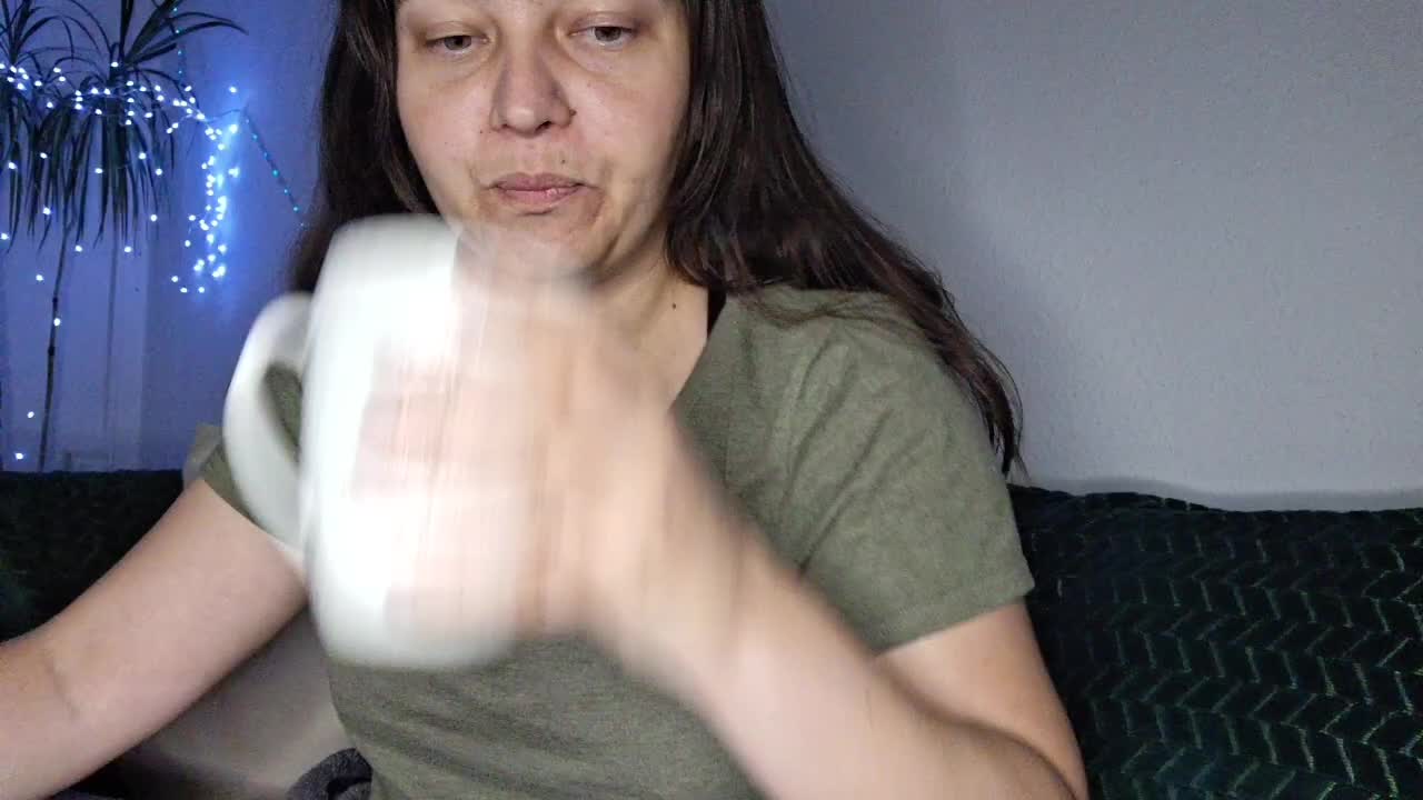 CyndeeWinter Cam Model Chat October 8, 2025