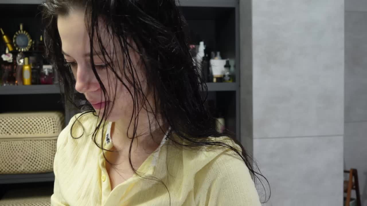 Taanni Cam Model Chat October 8, 2025