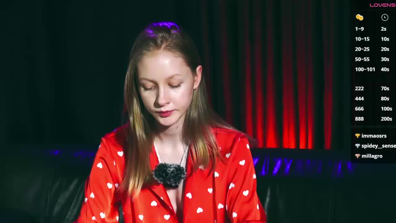 MiaVebes Cam Model Chat October 8, 2025