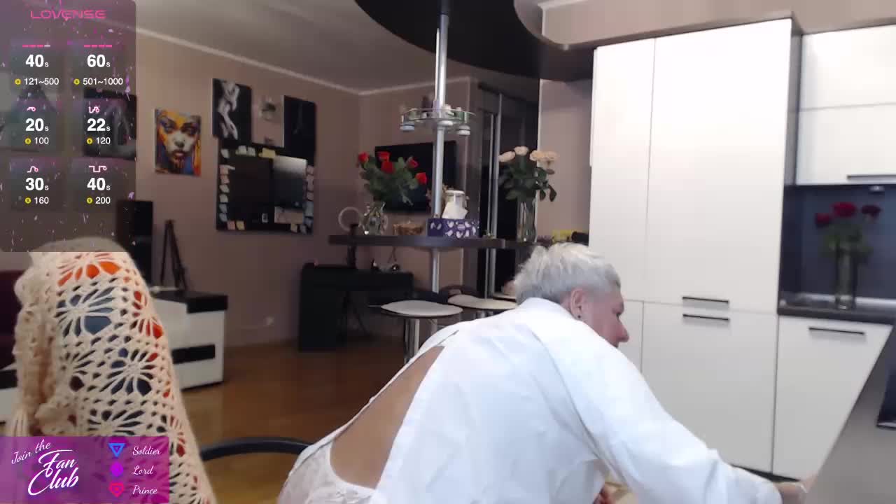 roxana-brooks Cam Model Chat October 8, 2025