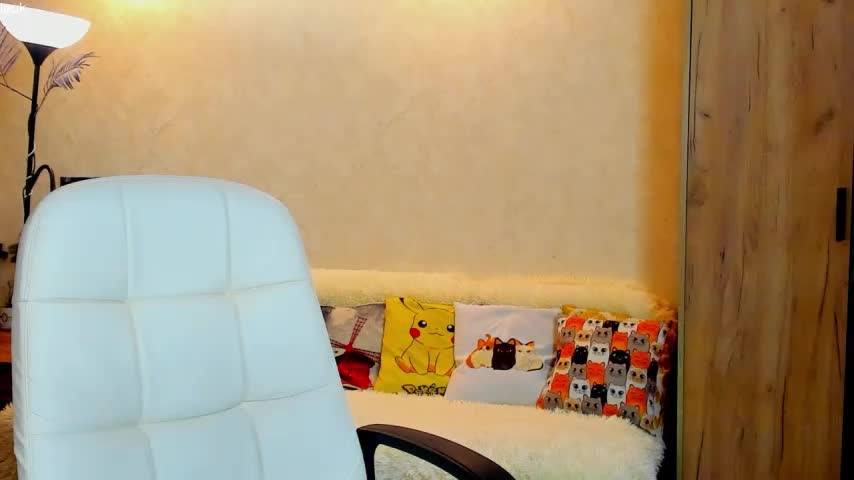 mia_grantes Cam Model Chat October 8, 2025