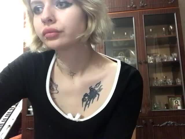 Gllloria Cam Model Chat October 8, 2025