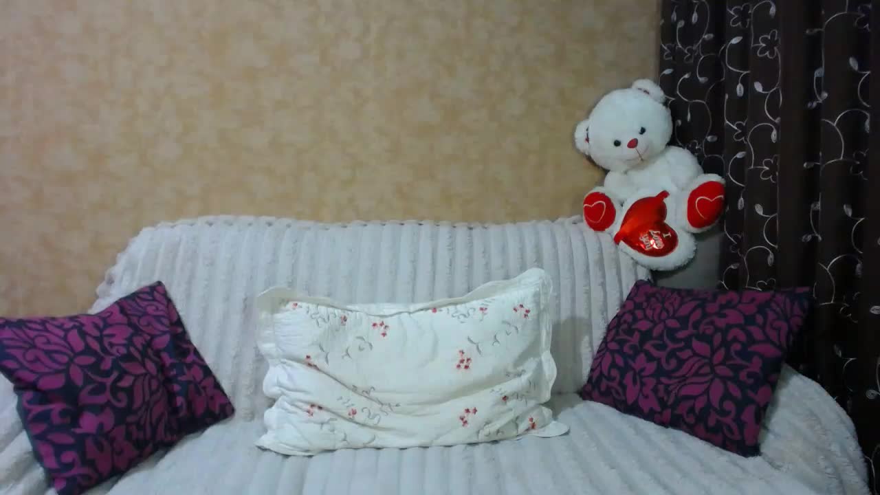 MilfBrunet Cam Model Chat October 8, 2025