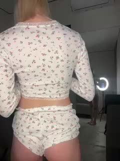 -Alexa-999- Cam Model Chat October 8, 2025