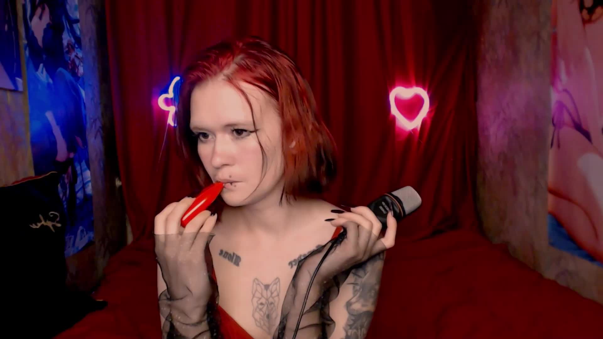 Velvet-and-Venom Cam Model Chat October 9, 2025