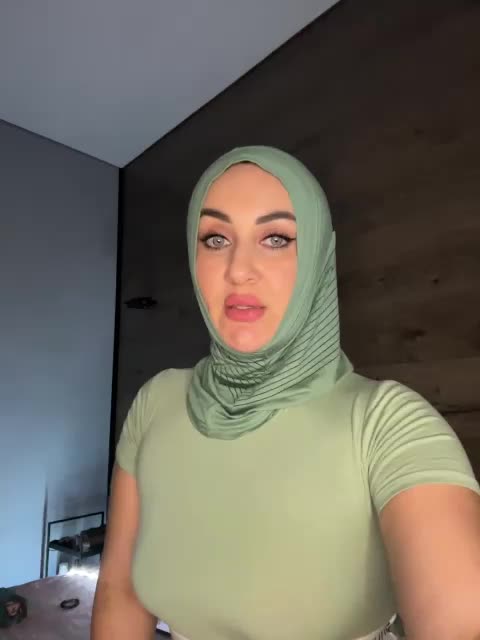 Leyla-kavkaz Cam Model Chat October 9, 2025