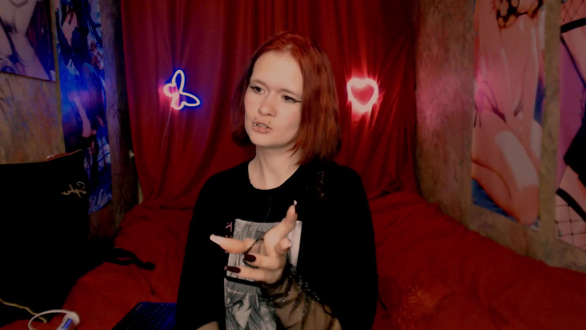 Velvet-and-Venom Cam Model Chat October 9, 2025