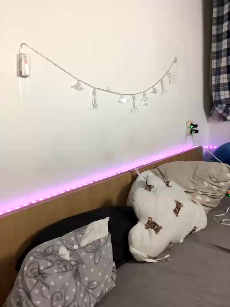 AlissaLexx Cam Model Chat October 9, 2025