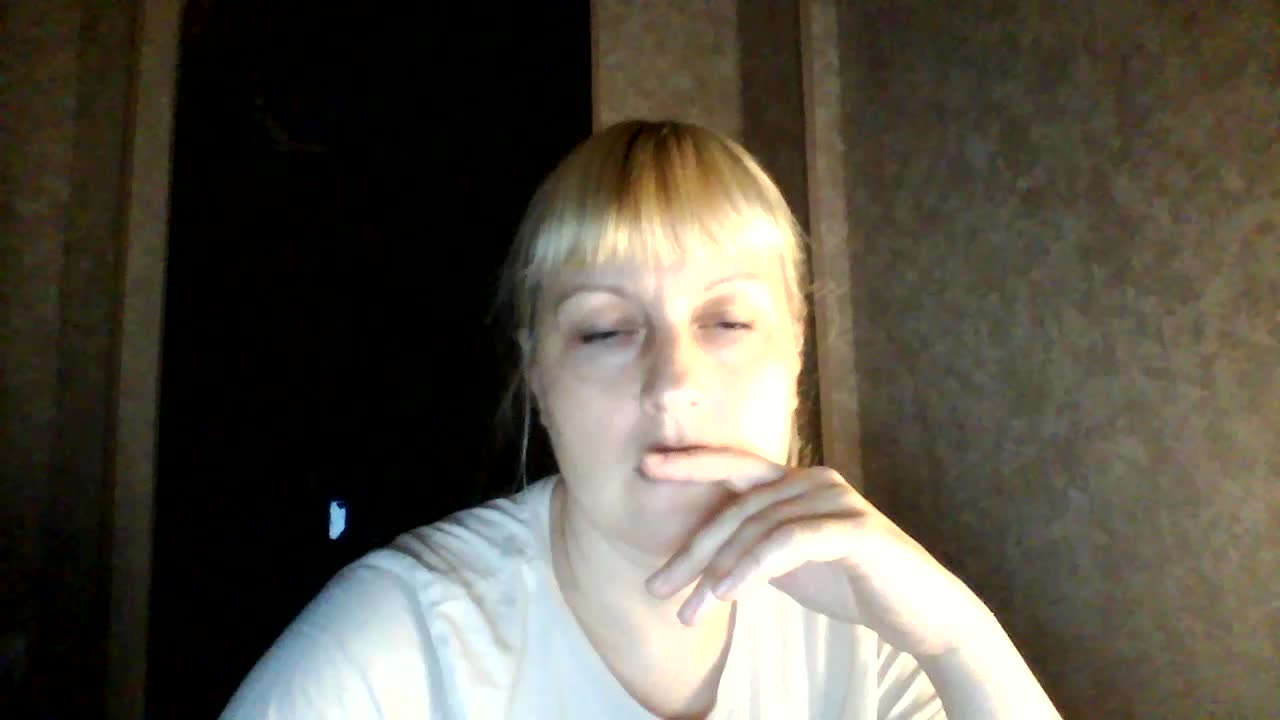 krisss2016 Cam Model Chat October 9, 2025