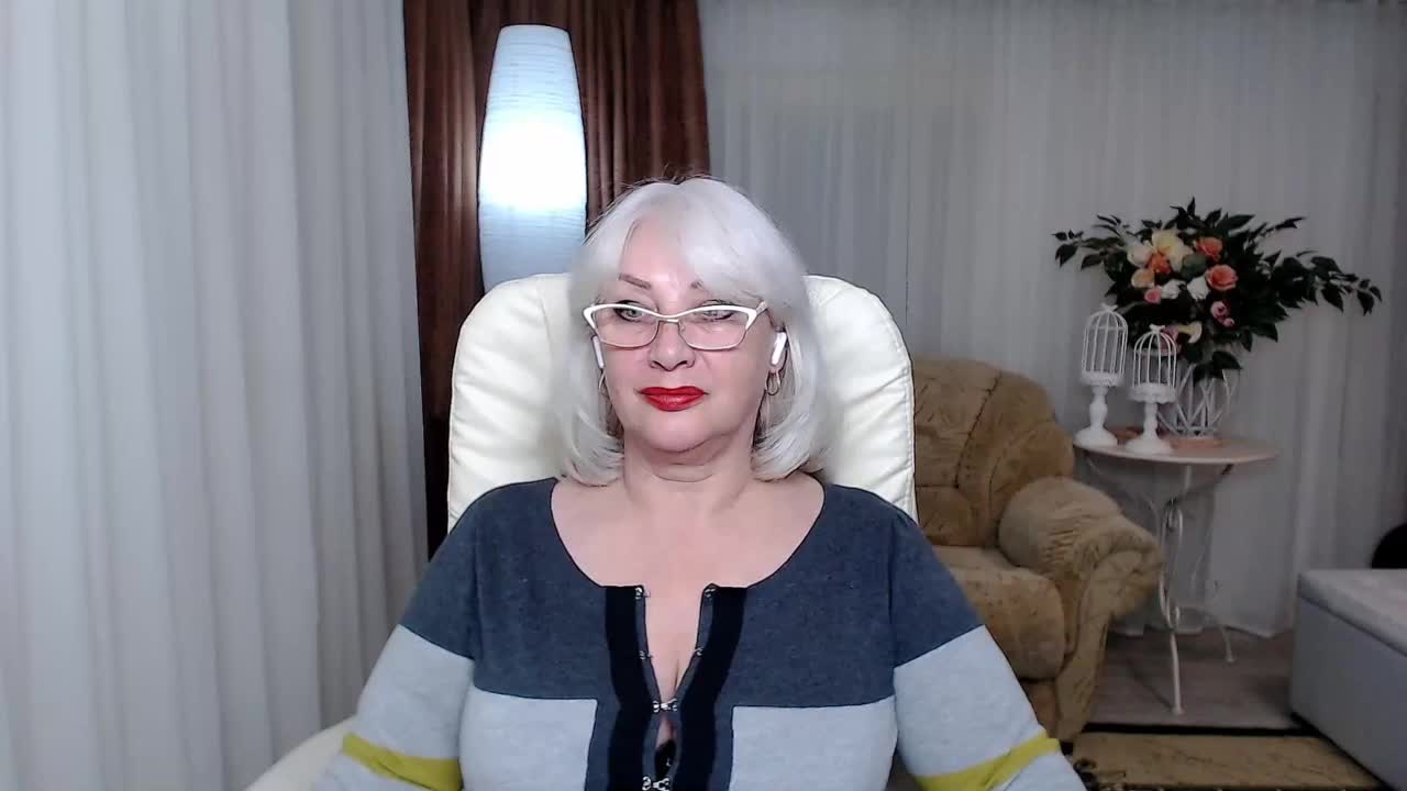 Tashyncik Cam Model Chat October 9, 2025