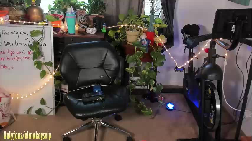 almakay01 Cam Model Chat October 9, 2025