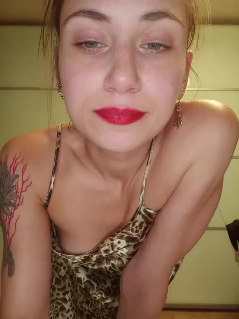 MilkyGirl Cam Model Chat October 9, 2025