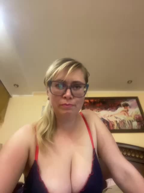 Elegant00Girl Cam Model Chat October 9, 2025