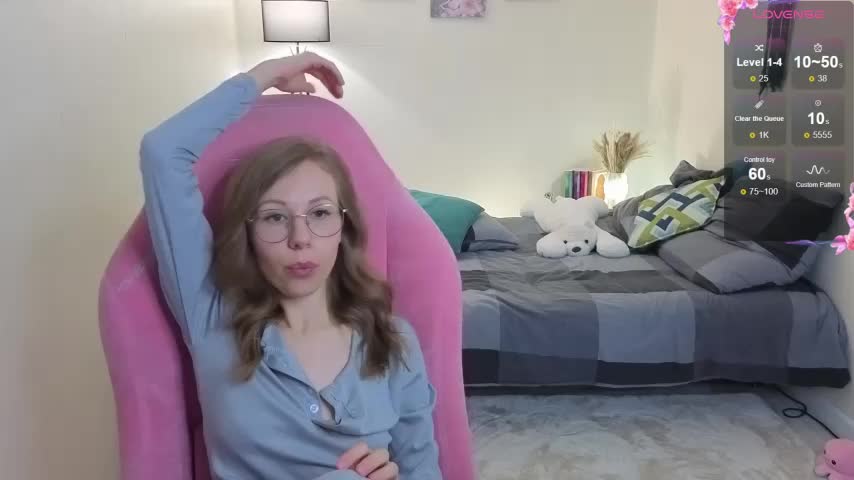 Lill_Mary Cam Model Chat October 9, 2025