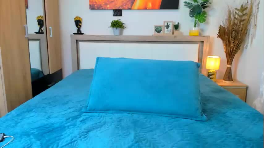 sweetangell69_ Cam Model Chat October 9, 2025