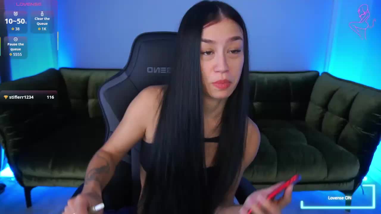 FataleNellie Cam Model Chat October 9, 2025