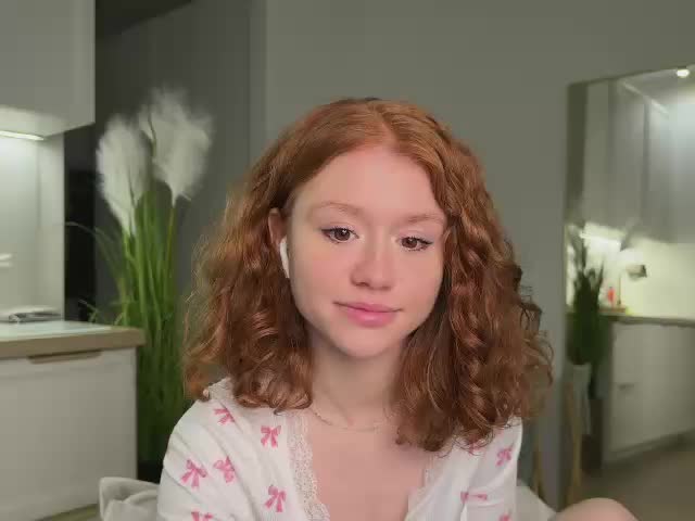 -milka- Cam Model Chat October 9, 2025