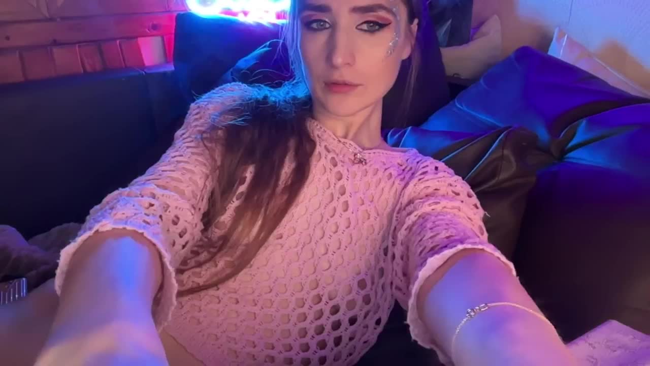 CandyBoom Cam Model Chat October 9, 2025