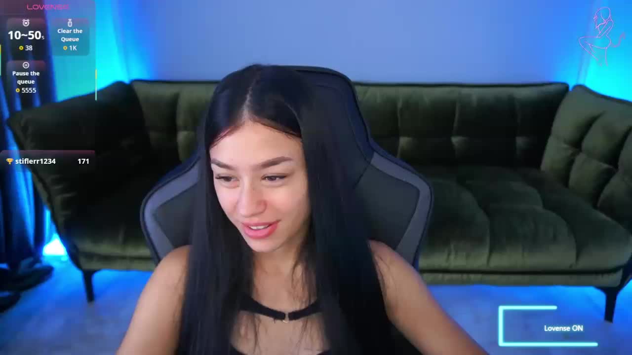 FataleNellie Cam Model Chat October 9, 2025