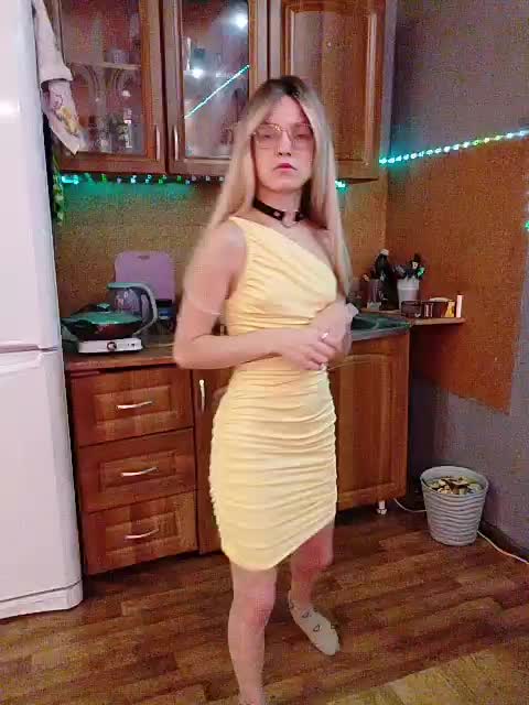 SladkieSlivki Cam Model Chat October 9, 2025