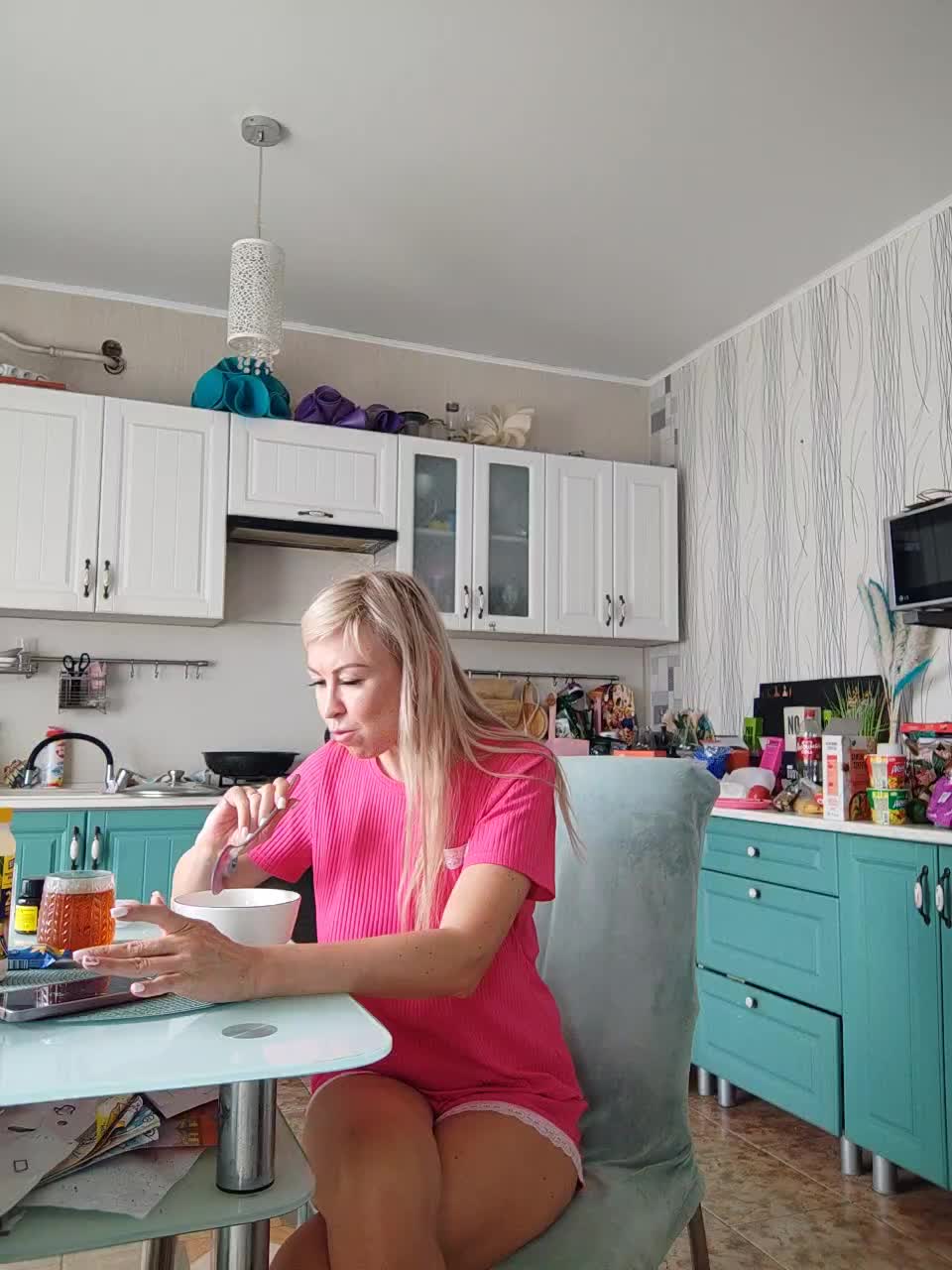 Blondi_Love Cam Model Chat October 9, 2025