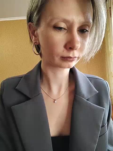 -Christina- Cam Model Chat October 9, 2025