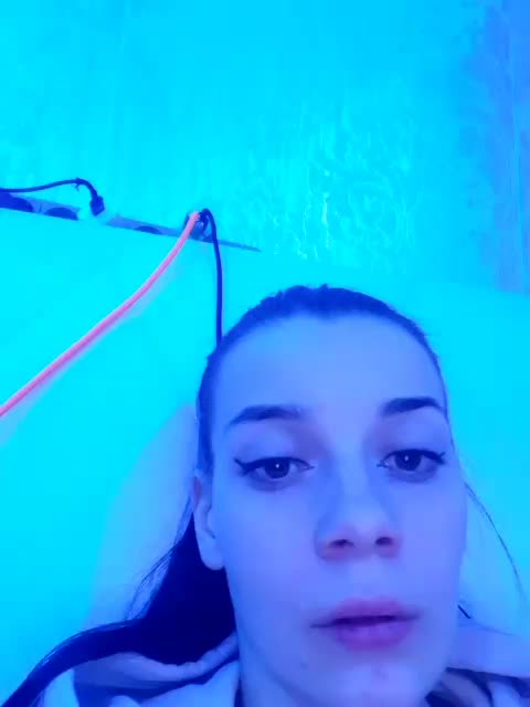 Luna29a Cam Model Chat October 9, 2025