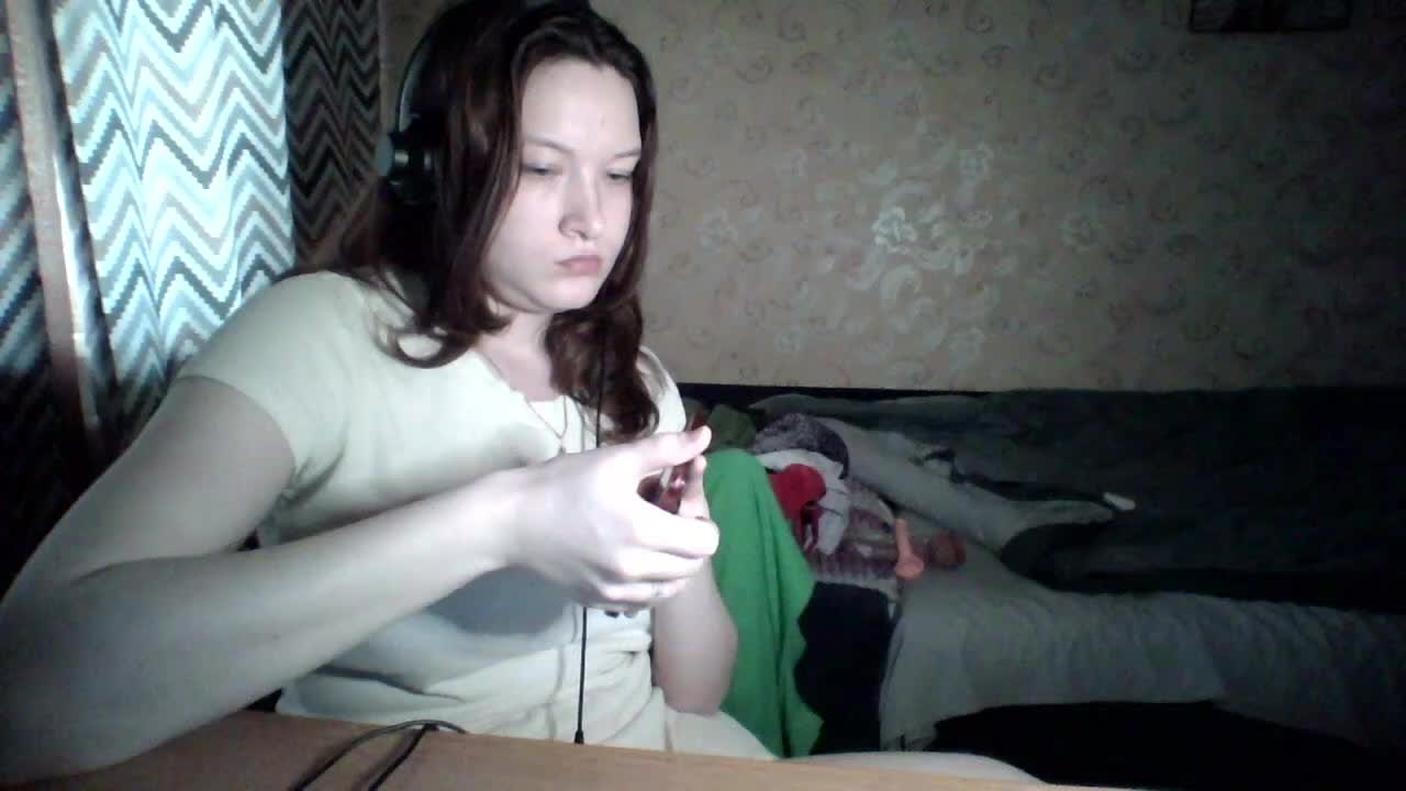 kurtizanka-partizanka Cam Model Chat October 9, 2025