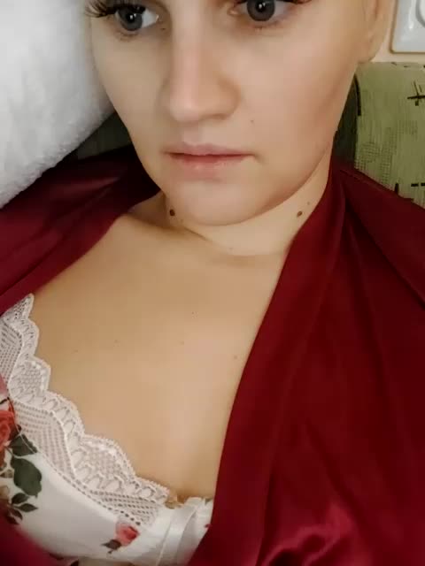 LisaLovHoney Cam Model Chat October 9, 2025